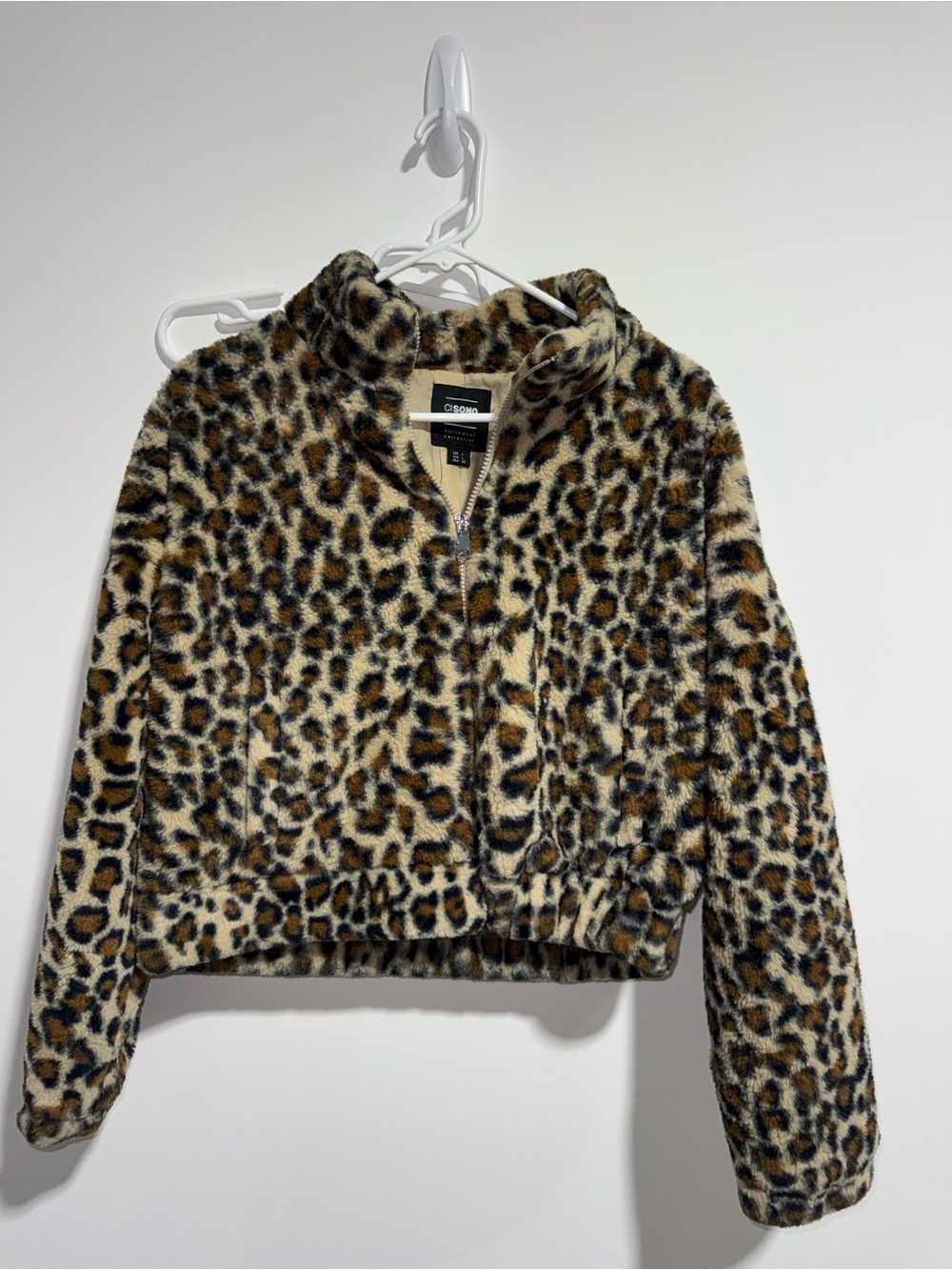 CISONO Faux Fur Jacket Leapord Print. Size L